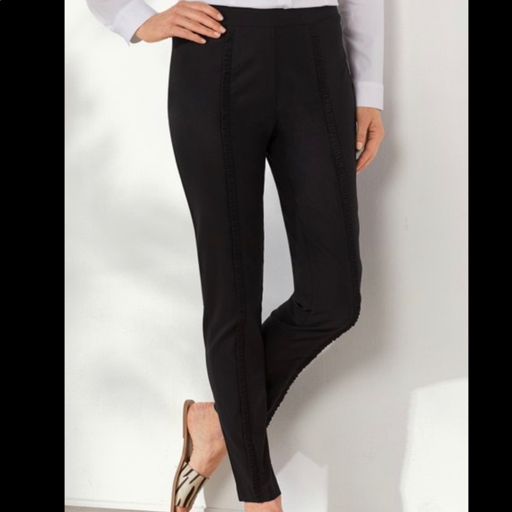Soft Surroundings Rochelle Ruffle Pants Size M